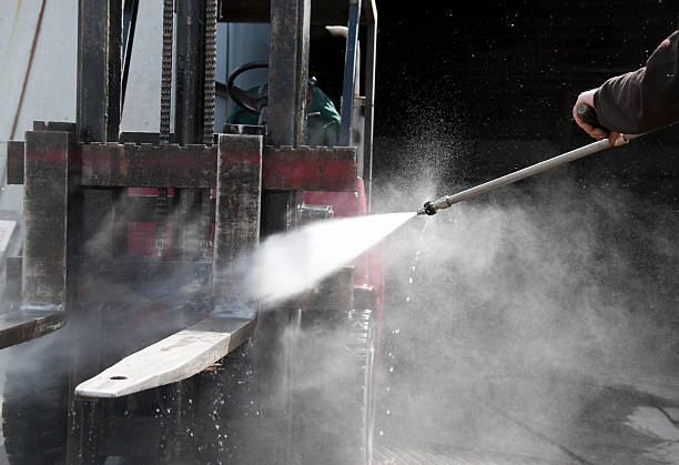 Best Pressure Washing Services for Businesses  in Chelsea, MA